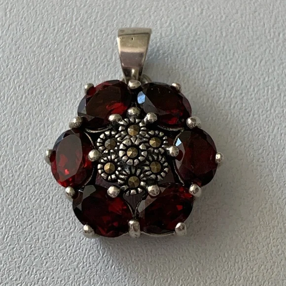 Striking Sterling Silver Marcasite and Red Garnet Gemstone Pendant Necklace - Picture 4 of 8